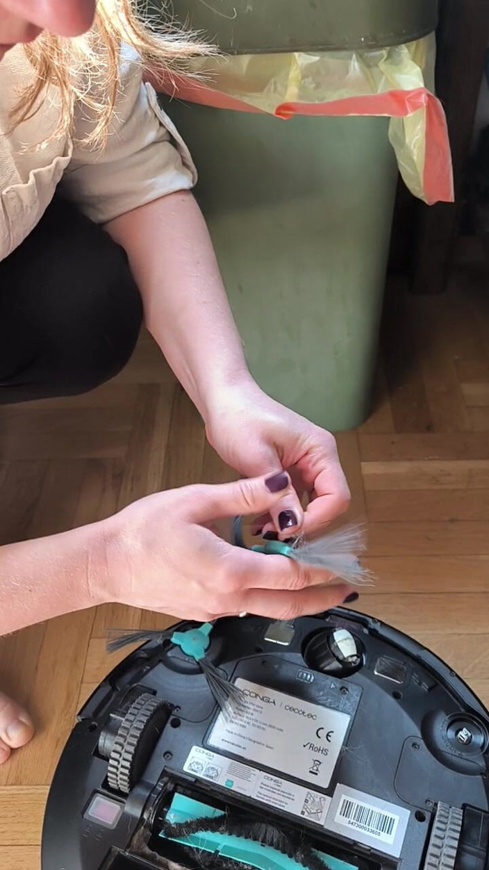 FenekManul: Vacuum Bot Instruction