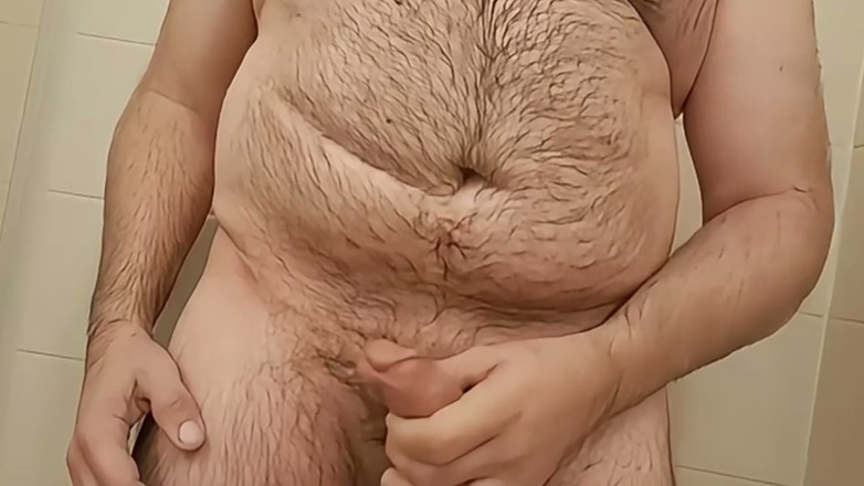 BlueEyesDaddy: A Scalding Hot Shower... I'm Coming Just for My Own...