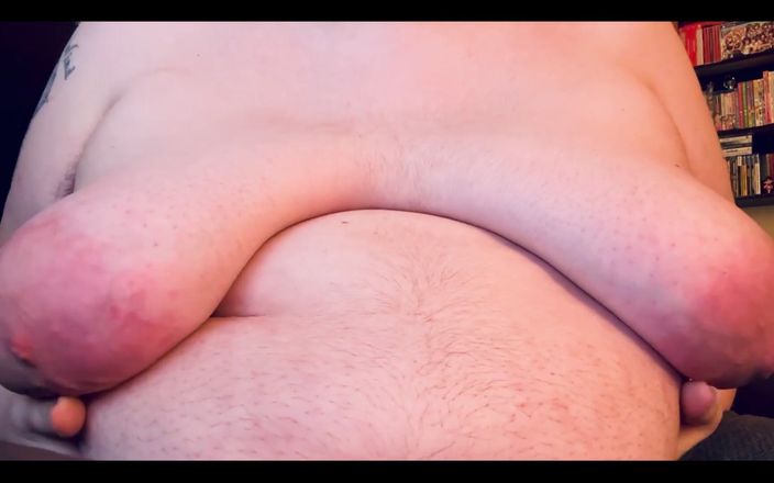 Moobdood: ¿Te parecen más grandes? ¡Ciertamente se sienten más grandes!