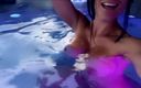 Miss Lexa: Piccola sessione di ballo nella mia jacuzzi buona notte a...