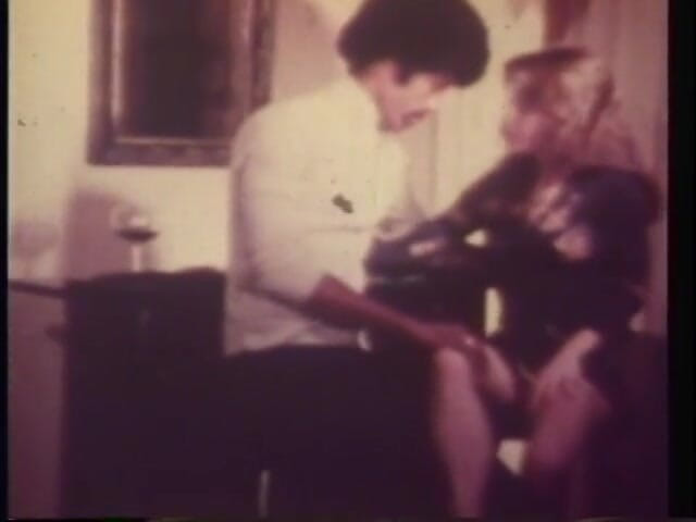Vintage Usa: Hairy vintage stepmom gets doggystyled by BBC