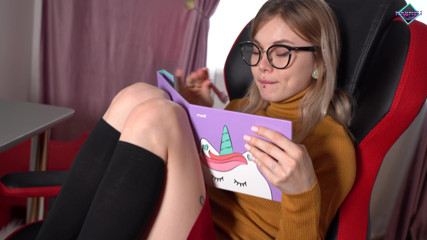 Karneli Bandi: Student dreams of big dick in tight pussy instead of...