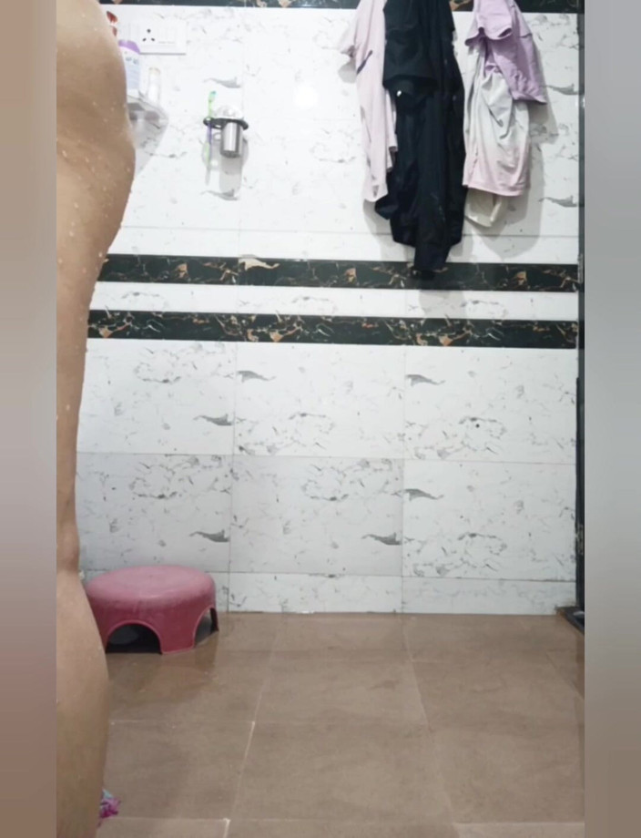 Priyahot77: Le massage à gros cul de Priya la bhabhi