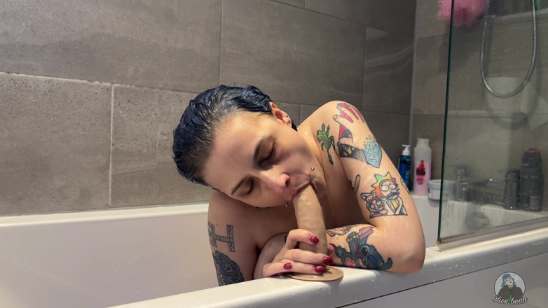 Alice Bean: Alice's Shower