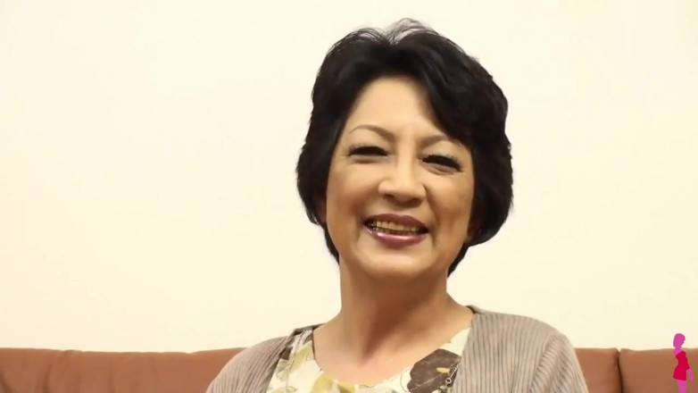 Asians in love: Japanese Hentai Milf 4