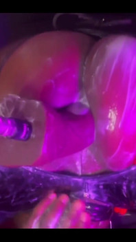 Yes Please Get in There