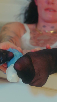 Soaked Tights, Wet Bodysuit: My Bath Footjob with a Cum-pumping Dildo