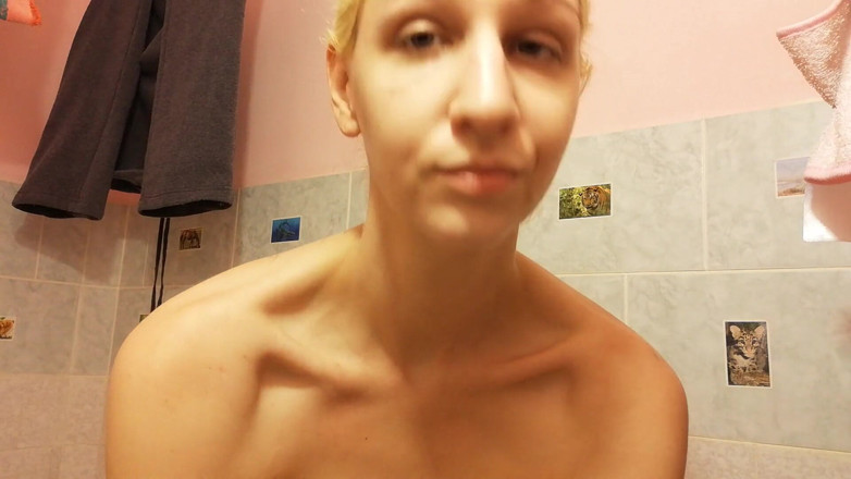 Cuteblonde666: Mijn harige oksels af scheren