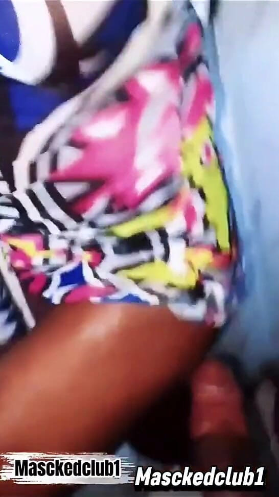 Masckedclub: Compilação de sexyrita tomando banho de pau bony milf bbc...