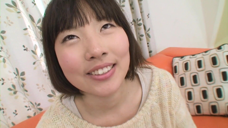 Japan Lust: Cette jolie fille adore sucer des bites et recevoir un...