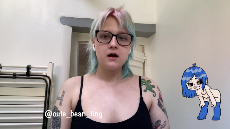 Alice Bean: Bocinas grandes mamando la nariz