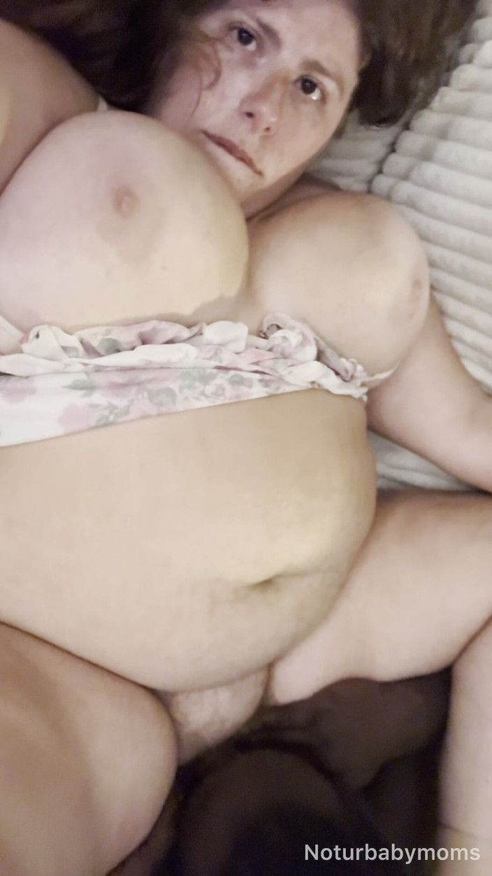 noturbabymoms: 11:24 POV BBW BBC interrasial misionar futut cu ejaculare înăuntru