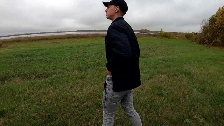 Dick Boys Studio: Jerking off a Big Cock Outdoors