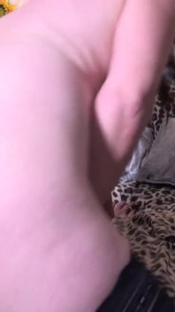 British Mature Vicky Anne Likes to Finger Her Shaved Pussy in Bed