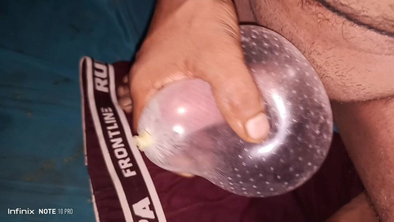 Indiansex098: Tu veux sucer mon pénis lisse dans ta bouche