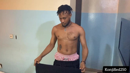 Konjified250: Nadržená hetero afričanka