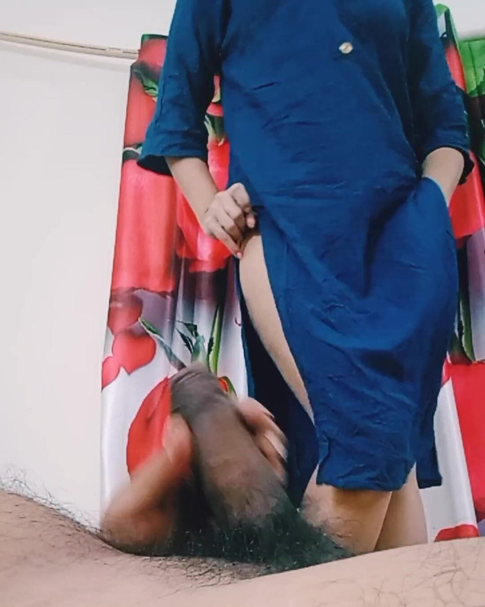 Bolly Karma: First meet with beautiful unknown girl