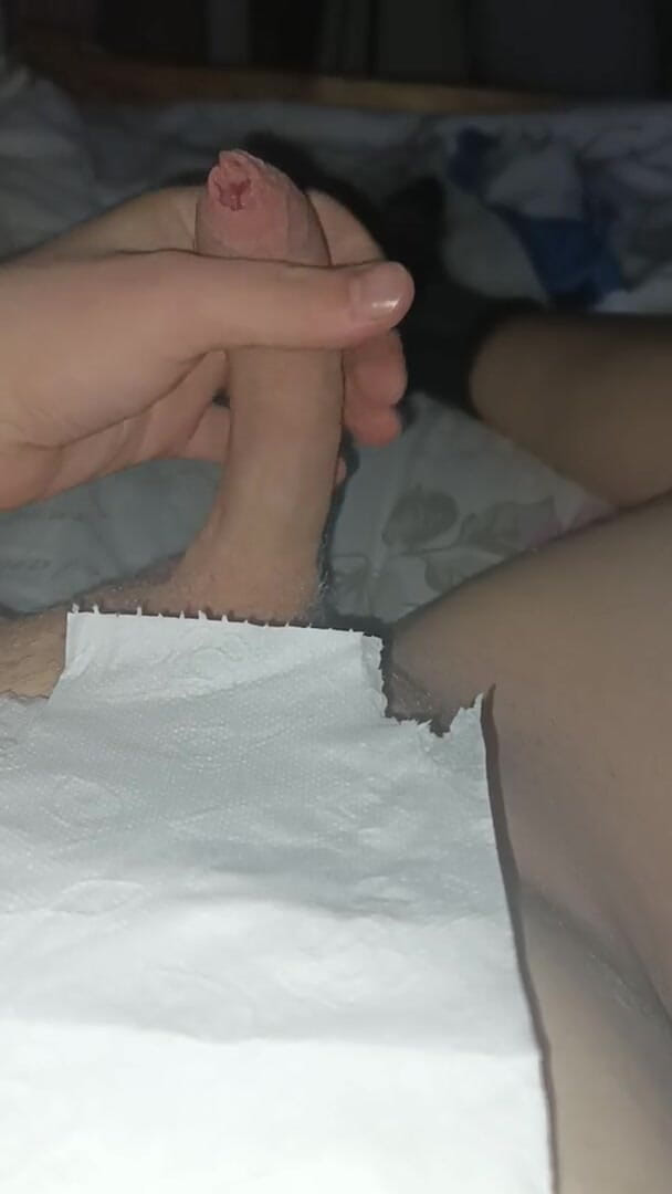 VickyDevil: Медленно мастурбация одной рукой