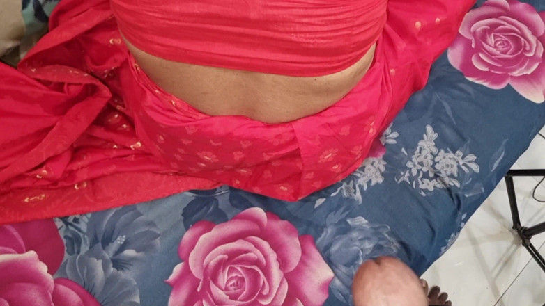 bdboygirl69: Red Saree video di sesso bangladesh parte 1
