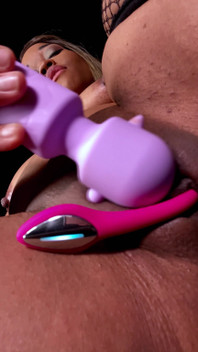 Sexy Nina Rivera Playing with Her Pretty Pussy