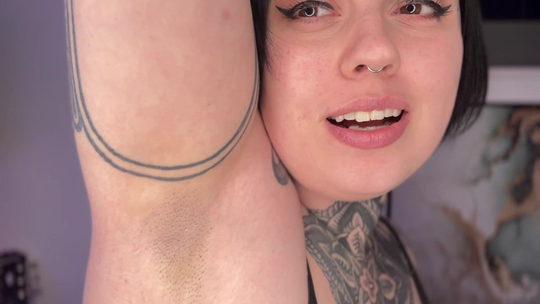 Miss Valentina: Amante delle ascelle