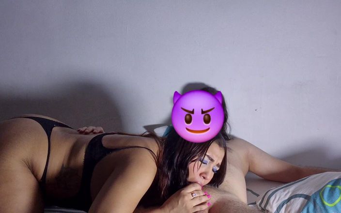 Pikaa6: 看看你的女朋友做了什么