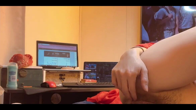 sweethanajapanese: Sexy japonská dívka s malou kundičkou v červeném stylu