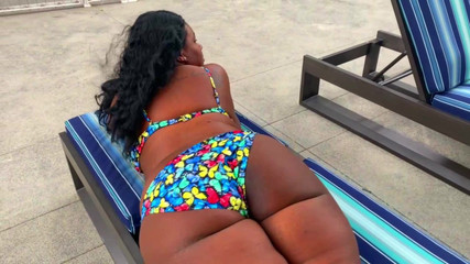 Exclusive Dirty Diana: Špinavá šukání Diana v plavkách