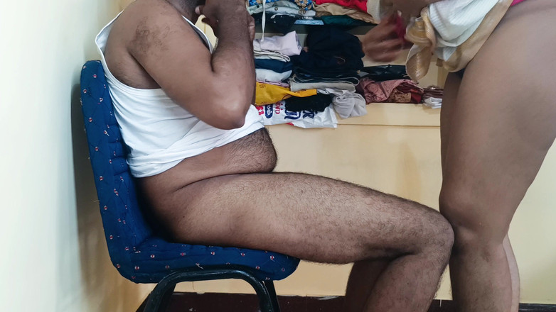 Pushpa porn: Vreemdgaande Mallu-tante hete romantiek neuken hete virale video