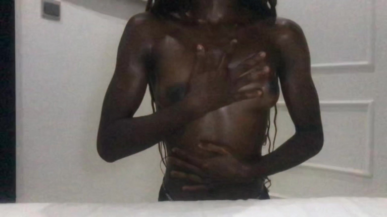 Browngurl234: Hladká naolejovaná ebenová energická masáž s malými kozami Pomalý smyslný...