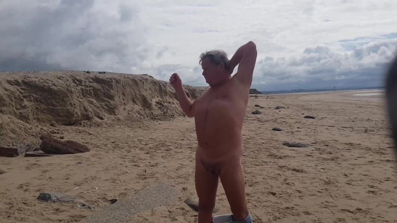 Miguel13: En la playa
