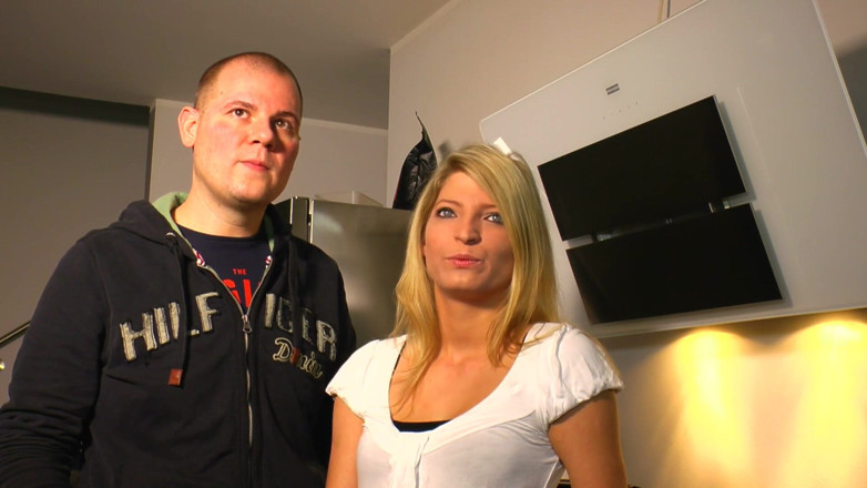 German amateur - 100% German hardcore videos: Magra bruna scopata in azione scambisti