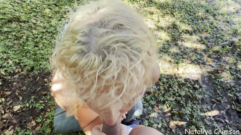 Nataliya Crimson: पिछवाड़े में मुख-मैथुन