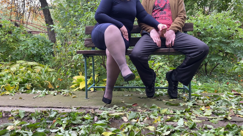 OurFetishLife: My mother-in-law's reaction to jerking off in the park
