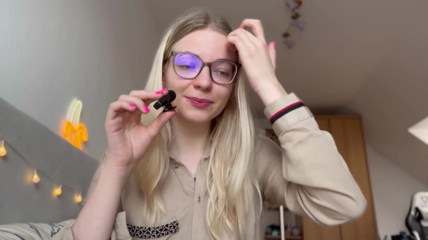 Goddess_Bella_Rae: Unterschied zwischen Beta und sub