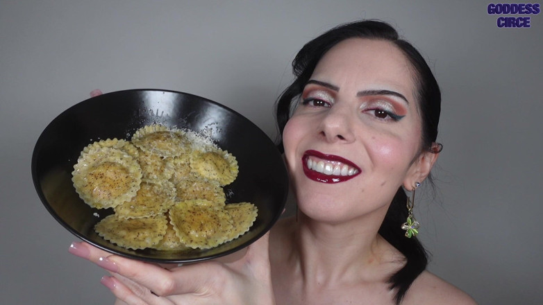 Goddess Circe: I Eat Ravioli - Close-up of My Mouth, 24 Teeth and Glossy...