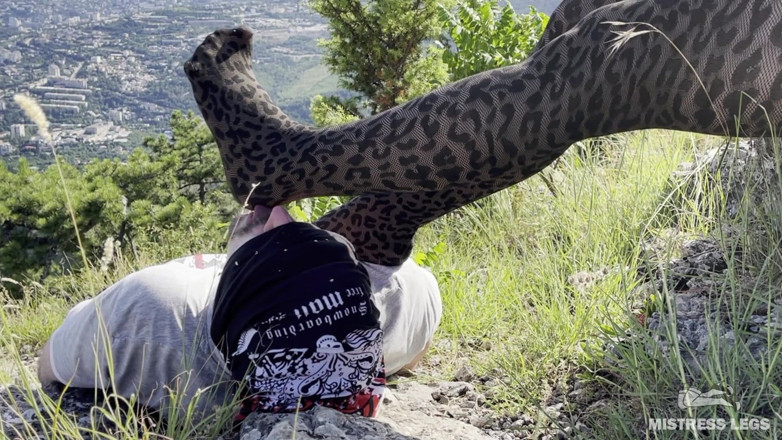 Mistress Legs: Rajstopy Kult stóp i kneblowanie stóp na zewnątrz