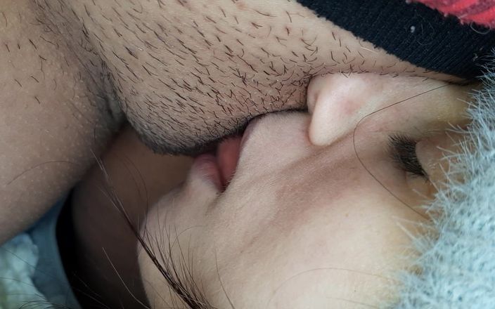 Lesbian-illusion: मैं हॉट टॉयलेट में अजनबी को मुंह में चोदता हूं और जल्दी से वीर्य निकालता हूं