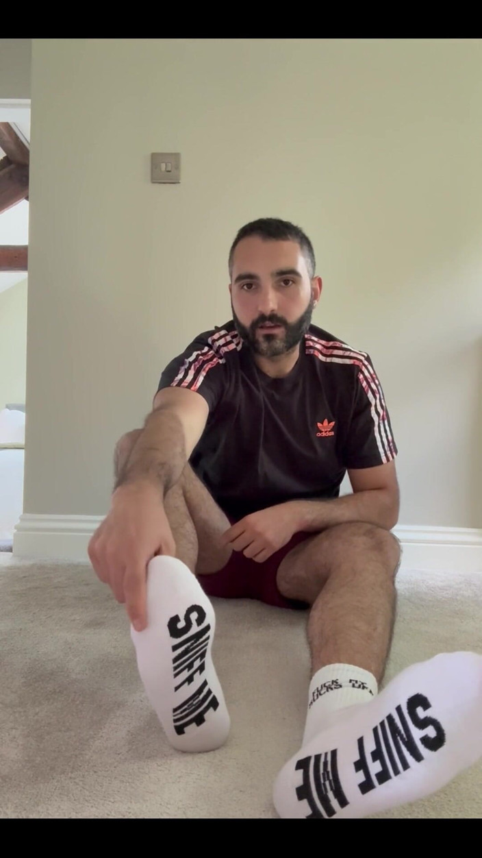 Growing teddy: Čichej moje ponožky, šukáš špinavé prase!