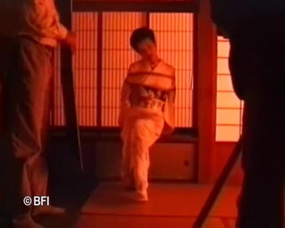Art of Bondage: Kollektion av svårigheter träldom söt asiatisk kvinna ute och inomhus
