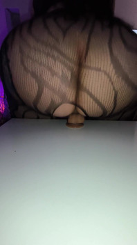 Love Sitting on That Dildo