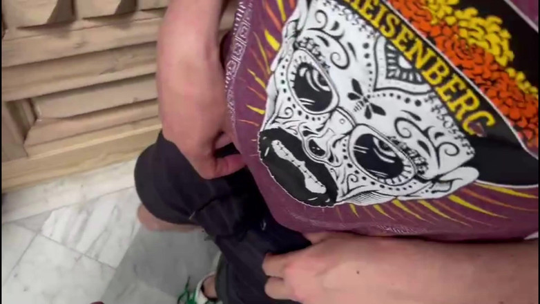 Melad Paris: Owłosiony tatuś dobrze się pieprzył