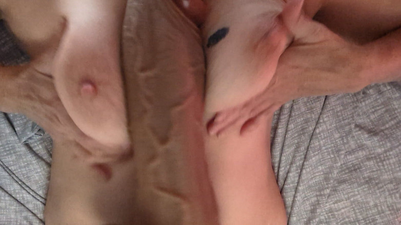 Jamponie Sexy Hot Milf: Peituda Fodendo Com Um Enorme Vibrador