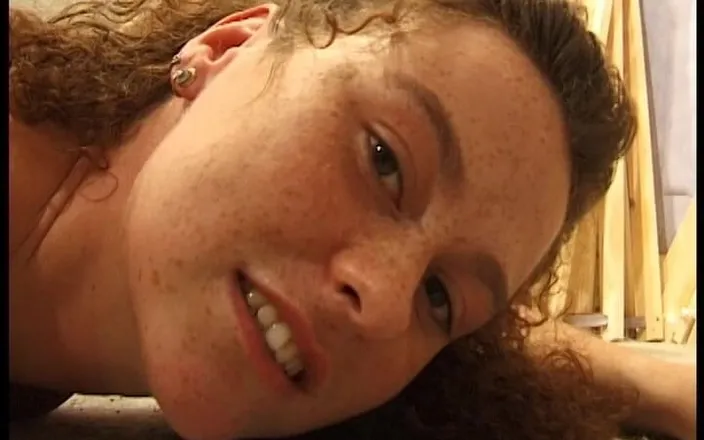 YOUR FIRST PORN: Handwerker Petra Macht Heisse Pause - Craftsman Petra Takes a Hot...
