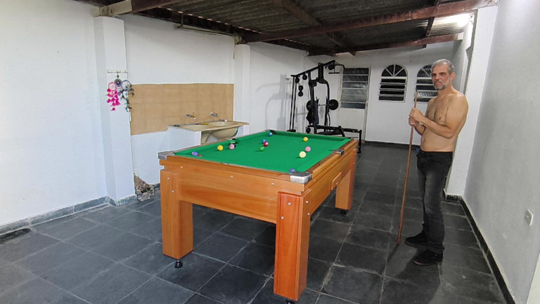 carmonaoficial: The Carmonas Playing, Who Lost the Bet?