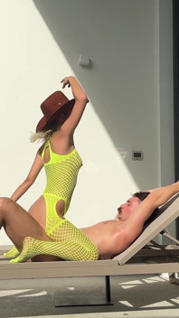 Cazzo caldo cowgirl asiatico