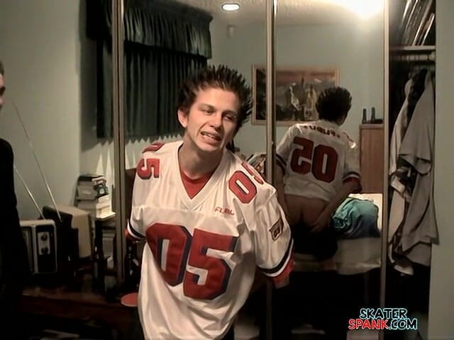 Skater Spank: Kelly Beats the Down Hard