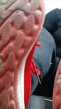 Sepatu joi sports polandia