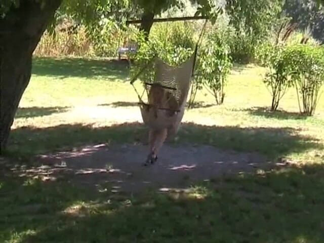 Femdom Austria: Pissing on a outdoor swing