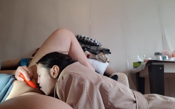 Lesbian-candys: My Girlfriend Fucks Me Hard and Deep in the Pussy,...